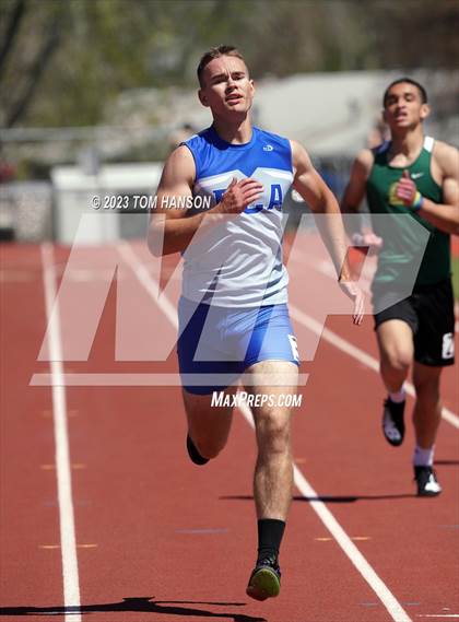 Thumbnail 1 in Mile High League Meet photogallery.