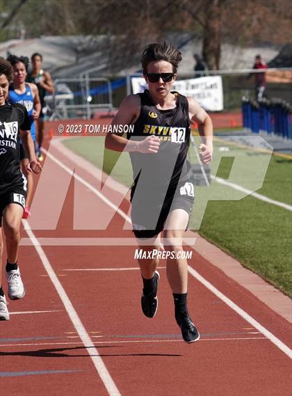 Thumbnail 3 in Mile High League Meet photogallery.