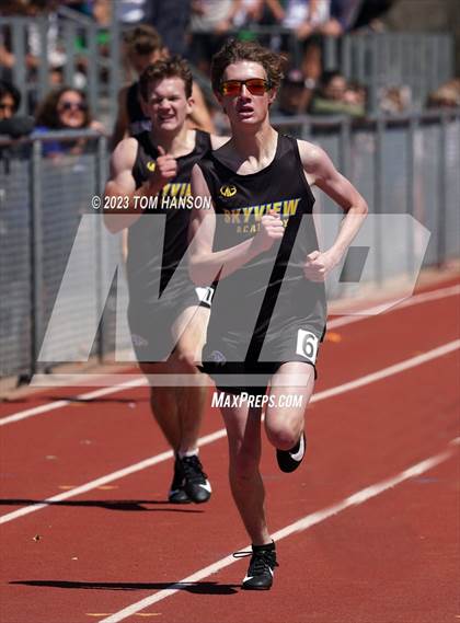 Thumbnail 3 in Mile High League Meet photogallery.