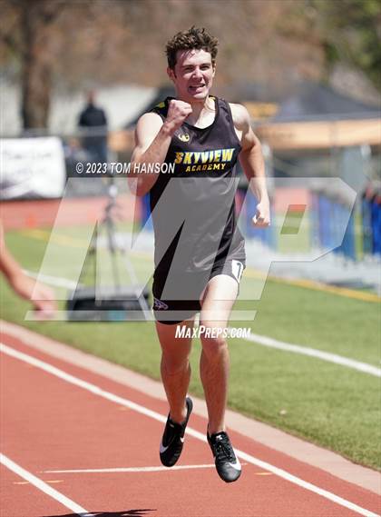 Thumbnail 2 in Mile High League Meet photogallery.