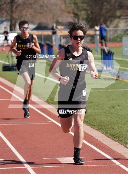 Thumbnail 2 in Mile High League Meet photogallery.