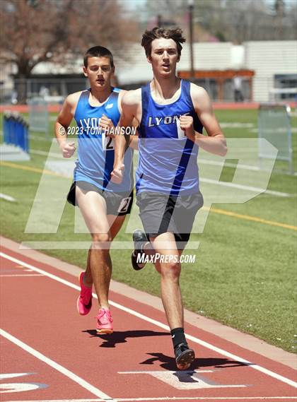Thumbnail 3 in Mile High League Meet photogallery.