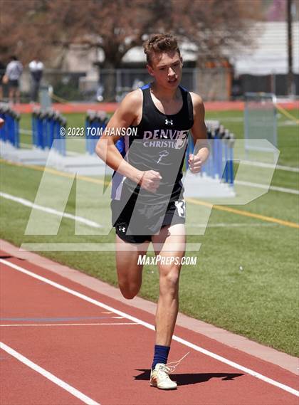 Thumbnail 2 in Mile High League Meet photogallery.