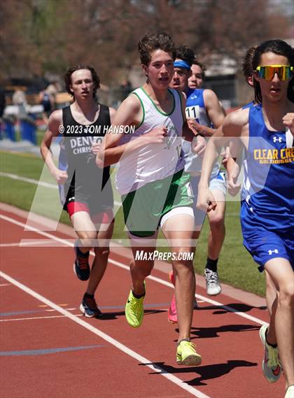 Thumbnail 3 in Mile High League Meet photogallery.