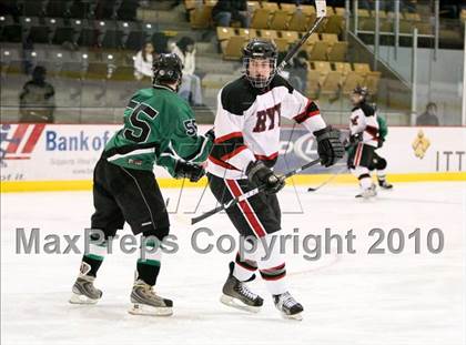 Thumbnail 3 in Rye vs. Yorktown (Section 1 Division 2 Final) photogallery.