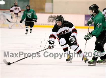 Thumbnail 2 in Rye vs. Yorktown (Section 1 Division 2 Final) photogallery.