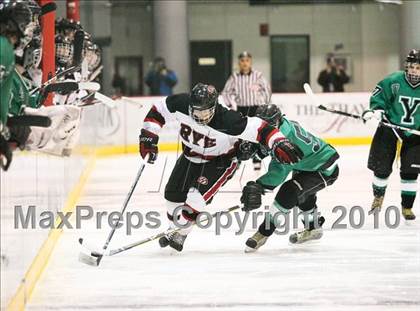 Thumbnail 1 in Rye vs. Yorktown (Section 1 Division 2 Final) photogallery.
