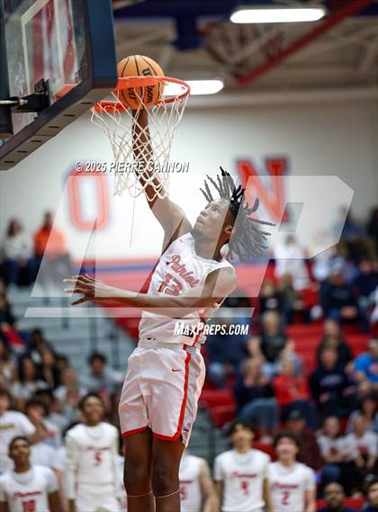 Thumbnail 2 in Brooke Point vs Patriot (VHSL Class 6 Regional Quarterfinal) photogallery.