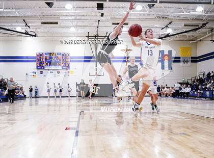 Thumbnail 3 in Discovery Canyon vs Holy Family (CHSAA 4A Playoff Rd 2) photogallery.