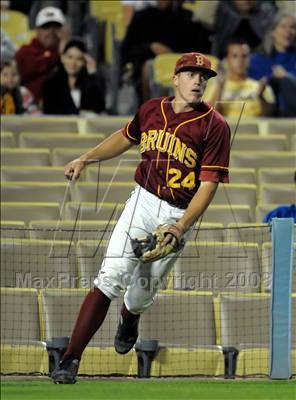 Thumbnail 1 in Wilson vs. Simi Valley (CIF SS D1 Final) photogallery.