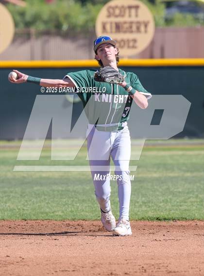 Thumbnail 3 in Sheldon vs Gilbert Christian (Coach Bob Invitational) photogallery.