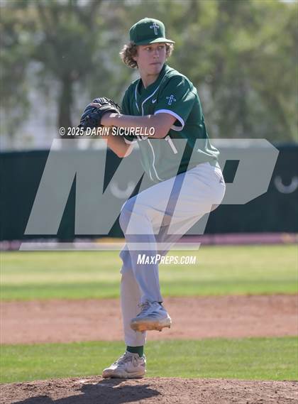 Thumbnail 2 in Sheldon vs Gilbert Christian (Coach Bob Invitational) photogallery.