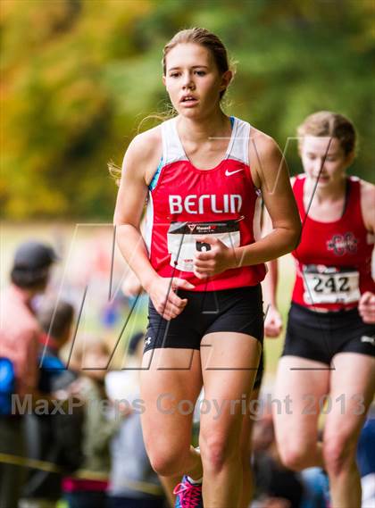 Thumbnail 2 in CCC Cross Country Championships photogallery.