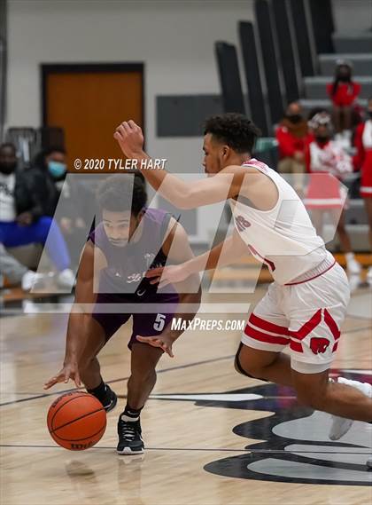 Thumbnail 3 in Hammond vs. Lawrence North (Sneakers for Santa Shootout) photogallery.