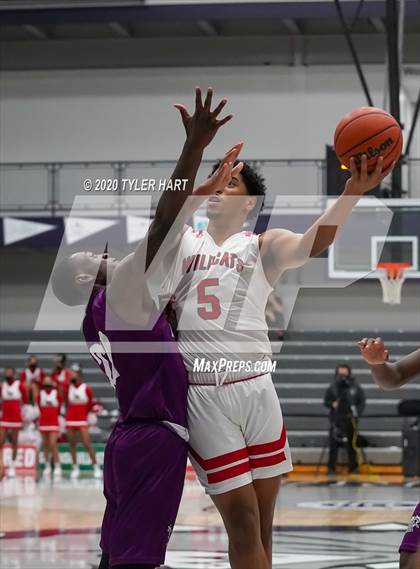 Thumbnail 2 in Hammond vs. Lawrence North (Sneakers for Santa Shootout) photogallery.