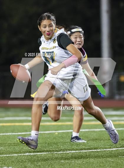 Thumbnail 2 in Las Lomas vs. Castro Valley (CIF NCS D1 Quarterfinals) photogallery.