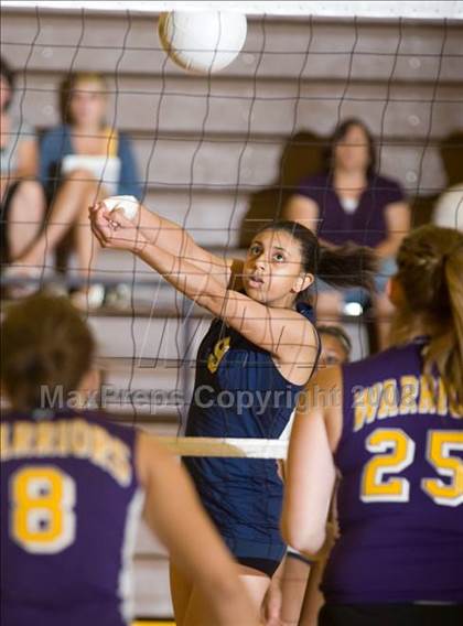 Thumbnail 2 in Orestimba vs. West (Oakdale Invitational) photogallery.
