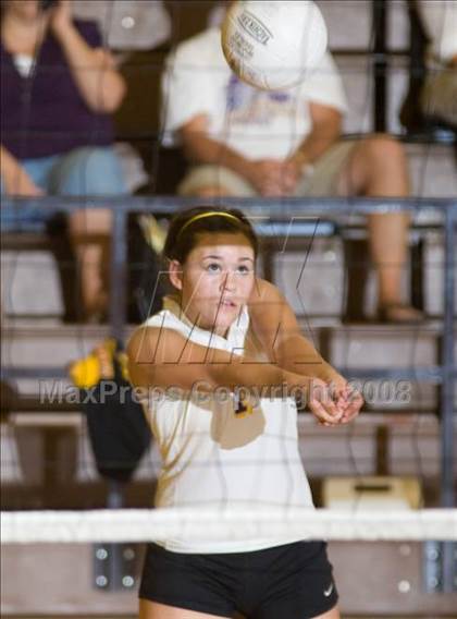 Thumbnail 3 in Orestimba vs. West (Oakdale Invitational) photogallery.