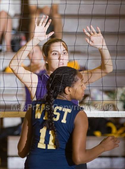 Thumbnail 3 in Orestimba vs. West (Oakdale Invitational) photogallery.