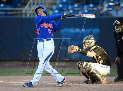 Thumbnail 2 in Danbury vs. Trumbull (FCIAC Final) photogallery.