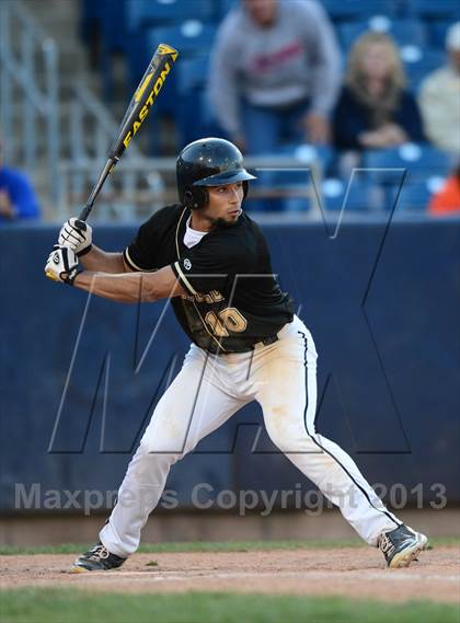 Thumbnail 3 in Danbury vs. Trumbull (FCIAC Final) photogallery.