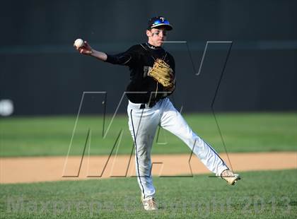Thumbnail 3 in Danbury vs. Trumbull (FCIAC Final) photogallery.