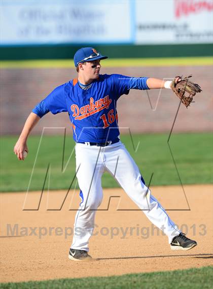 Thumbnail 2 in Danbury vs. Trumbull (FCIAC Final) photogallery.