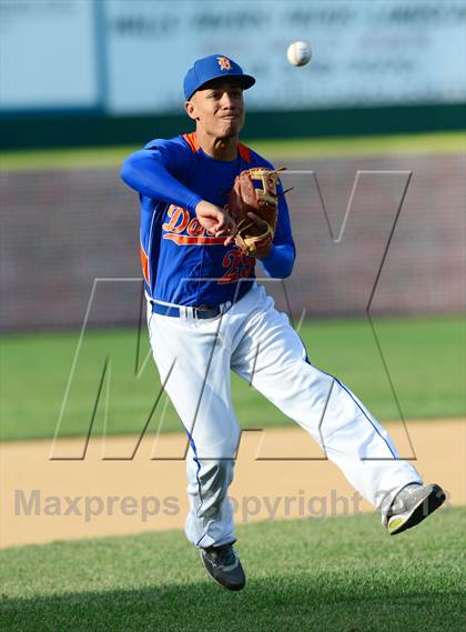 Thumbnail 1 in Danbury vs. Trumbull (FCIAC Final) photogallery.