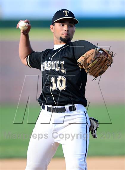 Thumbnail 2 in Danbury vs. Trumbull (FCIAC Final) photogallery.