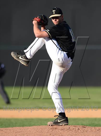 Thumbnail 3 in Danbury vs. Trumbull (FCIAC Final) photogallery.