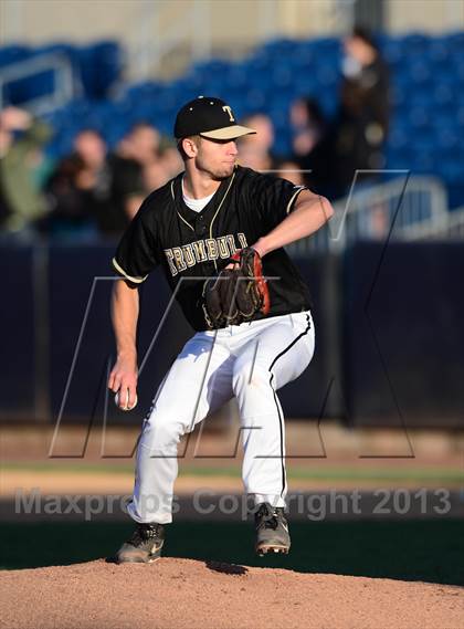 Thumbnail 1 in Danbury vs. Trumbull (FCIAC Final) photogallery.