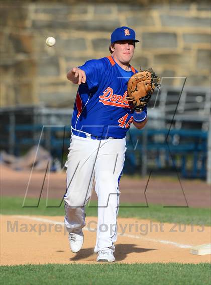 Thumbnail 1 in Danbury vs. Trumbull (FCIAC Final) photogallery.