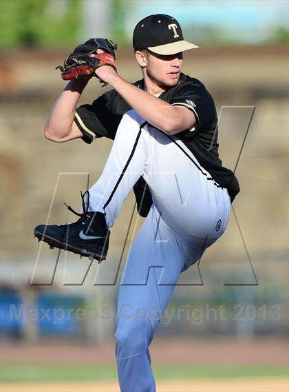 Thumbnail 3 in Danbury vs. Trumbull (FCIAC Final) photogallery.