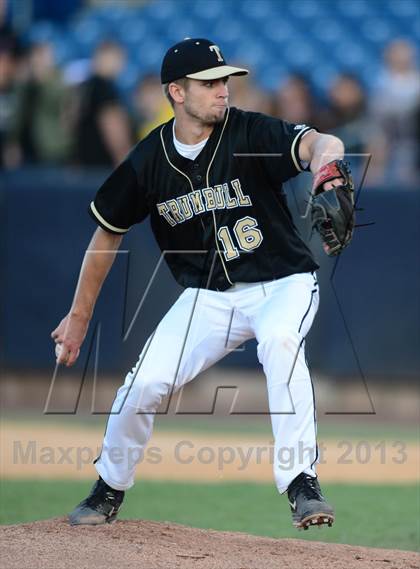Thumbnail 2 in Danbury vs. Trumbull (FCIAC Final) photogallery.
