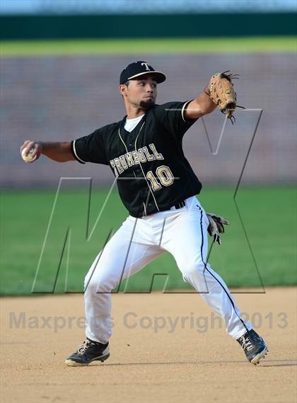 Thumbnail 2 in Danbury vs. Trumbull (FCIAC Final) photogallery.