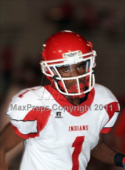 Thumbnail 3 in Crescenta Valley vs. Burroughs photogallery.