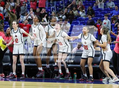 Thumbnail 3 in Liberty vs. Mansfield Timberview (UIL 5A Basketball Final) photogallery.