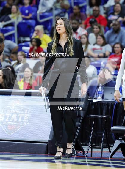 Thumbnail 2 in Liberty vs. Mansfield Timberview (UIL 5A Basketball Final) photogallery.