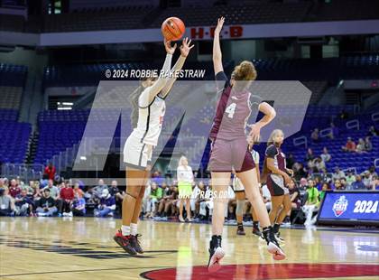 Thumbnail 3 in Liberty vs. Mansfield Timberview (UIL 5A Basketball Final) photogallery.