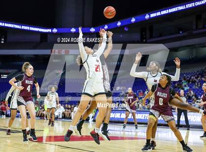 Thumbnail 1 in Liberty vs. Mansfield Timberview (UIL 5A Basketball Final) photogallery.