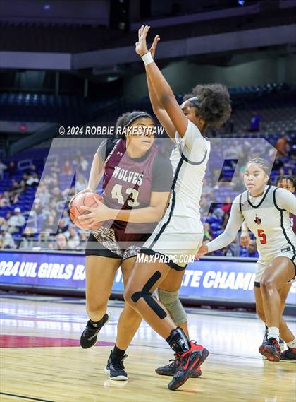 Thumbnail 2 in Liberty vs. Mansfield Timberview (UIL 5A Basketball Final) photogallery.
