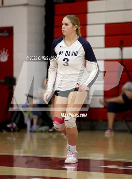 Thumbnail 1 in St. David vs Poston Butte (Florence Invitational) photogallery.