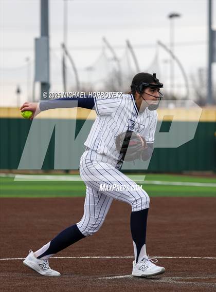 Thumbnail 3 in Pearce @ Wakeland photogallery.