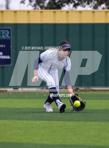 Thumbnail 1 in Pearce @ Wakeland photogallery.