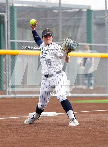 Thumbnail 1 in Pearce @ Wakeland photogallery.