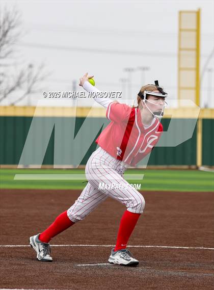 Thumbnail 2 in Pearce @ Wakeland photogallery.