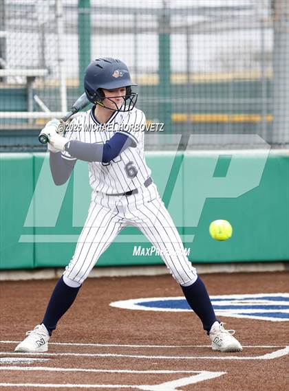 Thumbnail 3 in Pearce @ Wakeland photogallery.
