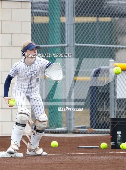 Thumbnail 1 in Pearce @ Wakeland photogallery.