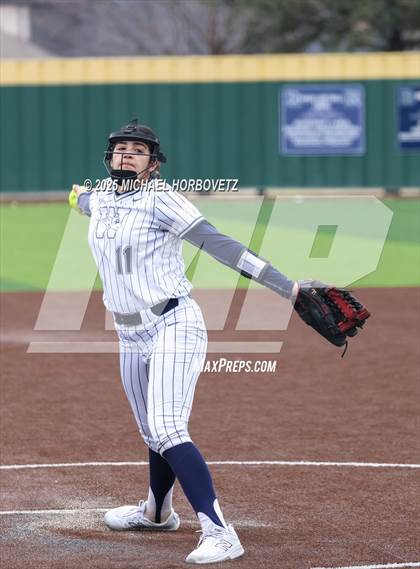 Thumbnail 1 in Pearce @ Wakeland photogallery.