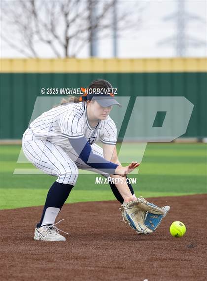 Thumbnail 3 in Pearce @ Wakeland photogallery.